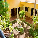 Casa De Las Columnas