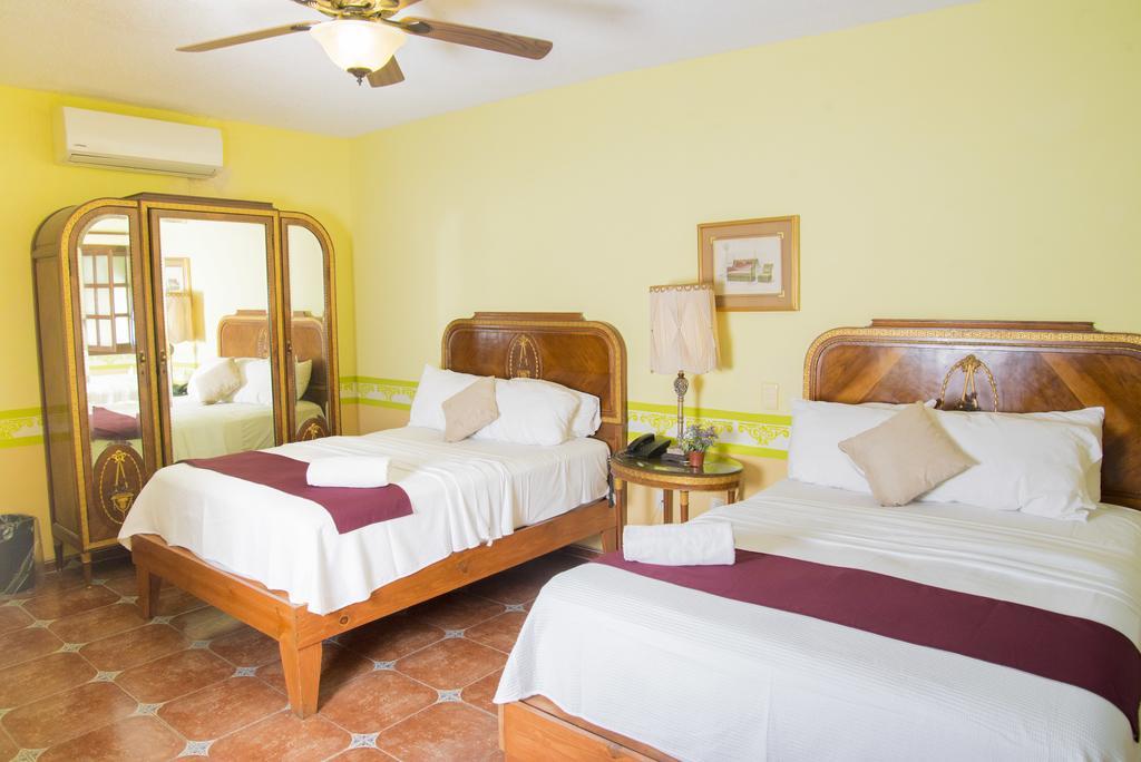 Casa De Columnas Hotel